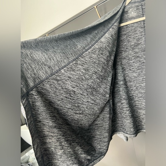 Nike DriFit Open Front Top - Picture 3 of 6